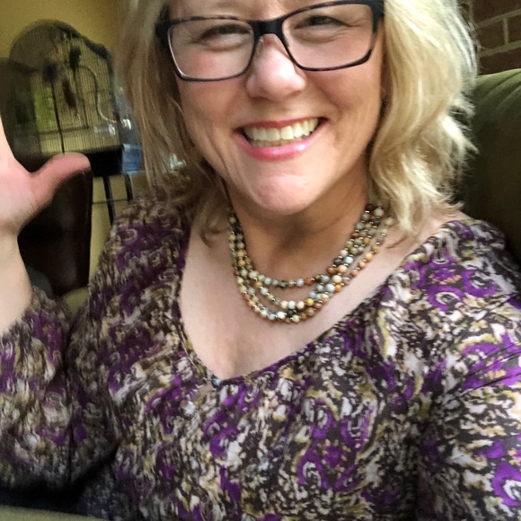 New Posh Blouse & Lip Gloss and my 🦜 - Picture 3 of 3